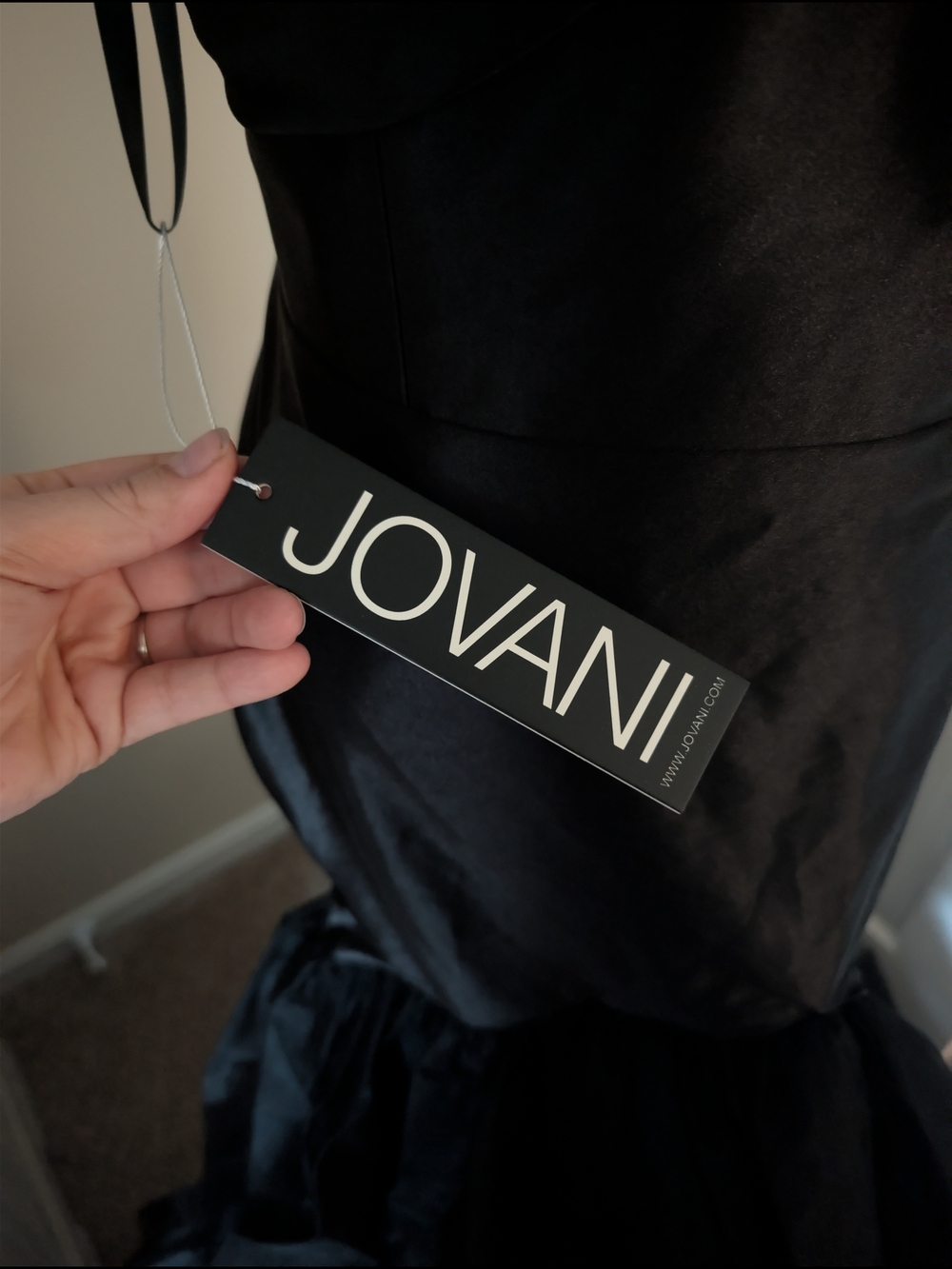 NWT Jovani Strapless Black Satin Tiered Tulle Mermaid Gown Sz 4 Formal Dress - Picture 5 of 10